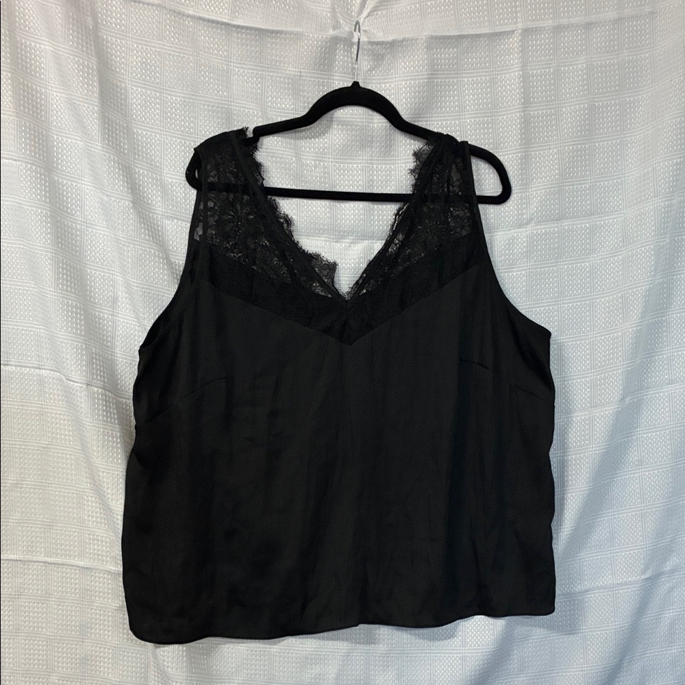 H&M Black Sleeveless Top with Lace Detail
